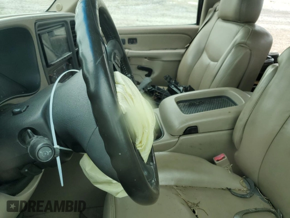 2004 GMC Sierra 2500HD SLT z VIN 1GTHK23114F143006, wystawiony jako Copart lot #55283215 z przebiegiem Nie podano mil oraz Szkoda całkowita • Salvage title. Historia ofert i sprzedaży dostępna na DreamBid. Obrazek 7.