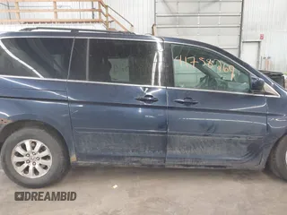 2008 Honda Odyssey EX-L with VIN 5FNRL38698B052703, listed as a IAAI auction lot 41758269 with 227,770 mi miles. Bid and sale history available at carsss.com. Image 13.
