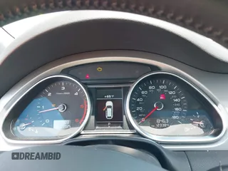 2014 Audi Q7 Premium Plus with VIN WA1LMAFE5ED020880, listed as a IAAI auction lot 42010201 with 123,384 mi miles and . Bid and sale history available at DreamBid. Image 7.
