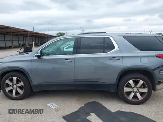 2018 Chevrolet Traverse LT z VIN 1GNERHKW3JJ135861, wystawiony jako IAAI lot #42189570 z przebiegiem 180 113 mil mil oraz . Historia ofert i sprzedaży dostępna na DreamBid. Obrazek 15.