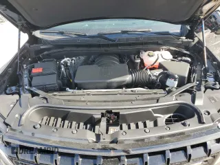 2025 Chevrolet Suburban Z71 z VIN 1GNS6DRD5SR178769, wystawiony jako Copart lot #48332075 z przebiegiem 1 117 mil mil oraz Szkoda całkowita • Salvage title. Historia ofert i sprzedaży dostępna na DreamBid. Obrazek 12.