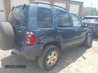 2002 Jeep Liberty Limited z VIN 1J8GL58K32W156681, wystawiony jako IAAI lot #42209101 z przebiegiem 158 743 mil mil oraz . Historia ofert i sprzedaży dostępna na DreamBid. Obrazek 4.