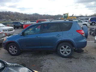 2009 Toyota RAV4 Ltd with VIN 2T3BK31V89W011156, listed as a IAAI auction lot 41139389 with 198,934 mi miles. Bid and sale history available at carsss.com. Image 14.