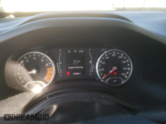 2020 Jeep Renegade Jeepster with VIN ZACNJBAB2LPL47422, listed as a Copart auction lot 53152315 with 24,682 mi miles and Salvage title. Bid and sale history available at DreamBid. Image 9.