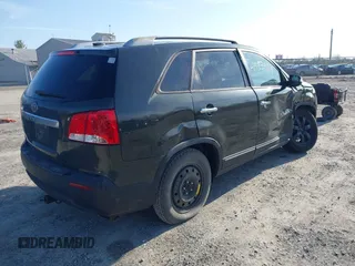 2012 Kia Sorento LX with VIN 5XYKT3A64CG235472, listed as a IAAI auction lot 41983480 with 213,338 mi miles. Bid and sale history available at carsss.com. Image 4.