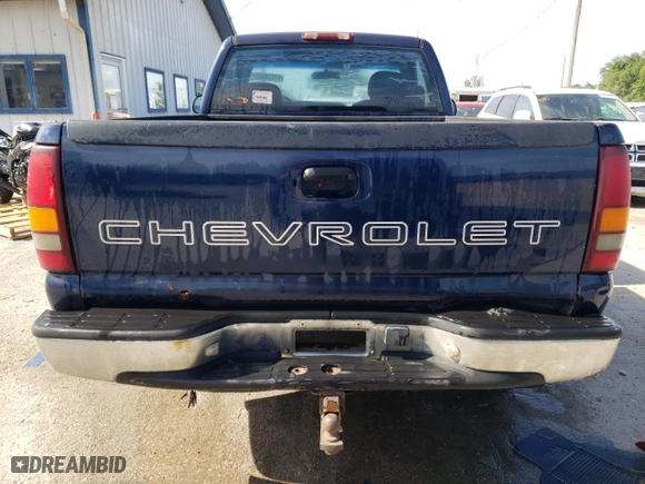 2000 Chevrolet Silverado 1500 with VIN 1GCEK14V7YZ206516, listed as a Copart auction lot 61213624 with 267,465 mi miles and Salvage Title. Bid and sale history available at carsss.com. Image 6.