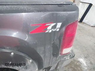 2011 GMC Sierra 1500 SLE z VIN 1GTR2VE32BZ158906, wystawiony jako IAAI lot #41538042 z przebiegiem 169 727 mil mil oraz . Historia ofert i sprzedaży dostępna na DreamBid. Obrazek 17.