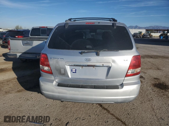 2005 Kia Sorento LX with VIN KNDJC733X55487373, listed as a Copart auction lot 42855055 with 154,080 mi miles and Clean Title. Bid and sale history available at carsss.com. Image 6.