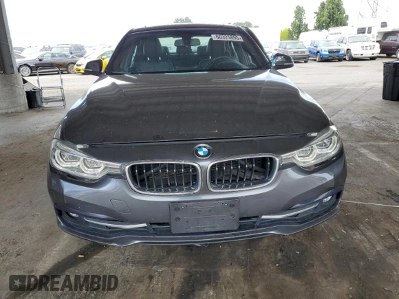 2018 BMW 3 Series 330i with VIN WBA8B9C52JEE83407, listed as a Copart auction lot 60325895 with 68,118 mi miles and Salvage title. Bid and sale history available at DreamBid. Image 5.
