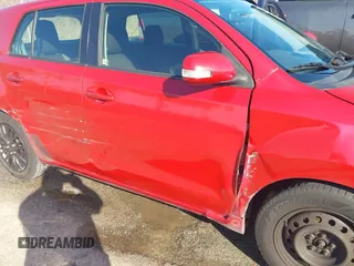 2013 Scion xD z VIN JTKKUPB43D1029717, wystawiony jako IAAI lot #41772021 z przebiegiem 165 751 mil mil oraz . Historia ofert i sprzedaży dostępna na DreamBid. Obrazek 6.