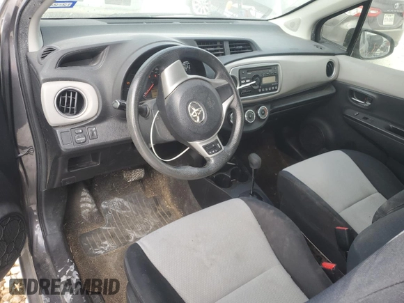 2013 Toyota Yaris L z VIN JTDJTUD33DD571231, wystawiony jako Copart lot #75826024 z przebiegiem 224 036 mil mil oraz Szkoda całkowita • Salvage title. Historia ofert i sprzedaży dostępna na DreamBid. Obrazek 8.