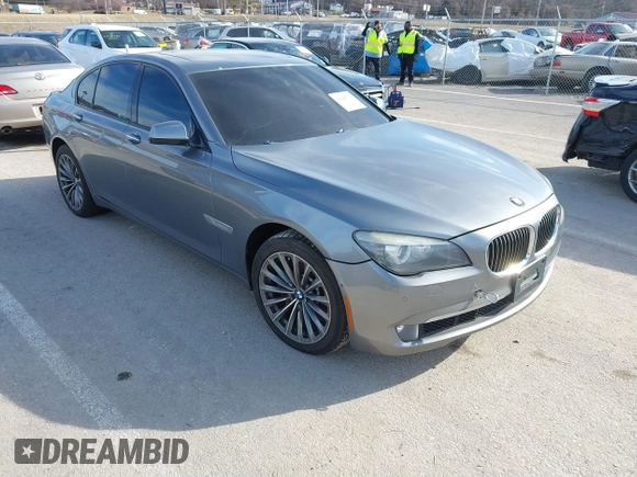 2009 BMW 7 Series 750i с VIN WBAKA83599CY34420, выставлен на аукционе IAAI как лот 41448738 с пробегом 105 141 миль миль и . История ставок и продаж доступна на DreamBid. Изображение 1.
