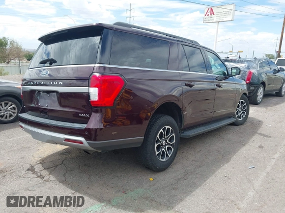 2024 Ford Expedition Max XLT with VIN 1FMJK1H85REA41962, listed as a IAAI auction lot 42737239 with 40,724 mi miles and . Bid and sale history available at DreamBid. Image 4.