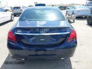2020 Mercedes-Benz C 300 with VIN WDDWF8DB6LR527033, listed as a IAAI auction lot 41958754 with 43,406 mi miles and . Bid and sale history available at carsss.com. Image 16.