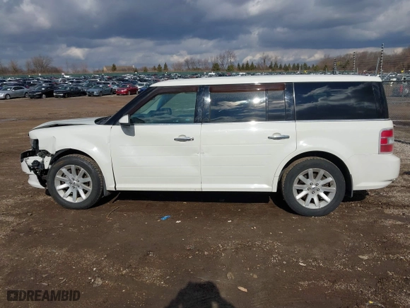 2010 Ford Flex SEL with VIN 2FMGK5CC1ABD00833, listed as a IAAI auction lot 41694538 with 143,018 mi miles. Bid and sale history available at carsss.com. Image 14.