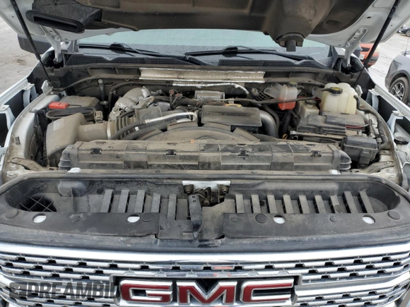 2020 GMC Sierra 3500HD Denali z VIN 1GT49WEY8LF260995, wystawiony jako Copart lot #43820675 z przebiegiem 100 106 mil mil oraz Szkoda całkowita • Salvage title. Historia ofert i sprzedaży dostępna na DreamBid. Obrazek 11.