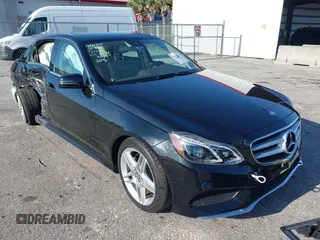 2014 Mercedes-Benz E-Class E 350 Sport with VIN WDDHF5KB4EA905054, listed as a IAAI auction lot 42062637 with 16,223 mi miles. Bid and sale history available at carsss.com. Image 1.