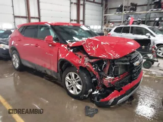 2021 Chevrolet Blazer LT z VIN 3GNKBHRS4MS520813, wystawiony jako IAAI lot #41095904 z przebiegiem 85 184 mil mil oraz . Historia ofert i sprzedaży dostępna na DreamBid. Obrazek 1.