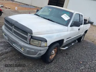 2000 Dodge 1500 with VIN 3B7HC13Z8YM207318, listed as a IAAI auction lot 41417475 with 232,453 mi miles and . Bid and sale history available at DreamBid. Image 2.