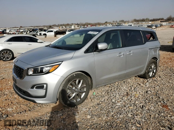 2021 Kia Sedona LX with VIN KNDMB5C1XM6672437, listed as a Copart auction lot 49136685 with 99,787 mi miles and Salvage Title. Bid and sale history available at carsss.com. Image 1.