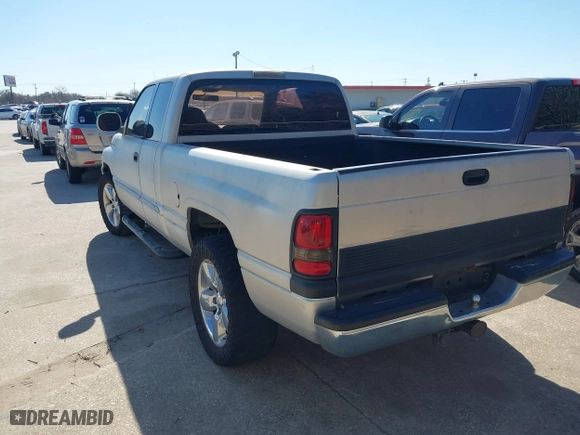 2001 Dodge Ram 1500 with VIN 1B7HC13Y61J282268, listed as a IAAI auction lot 41393335 with 154,846 mi miles. Bid and sale history available at carsss.com. Image 3.