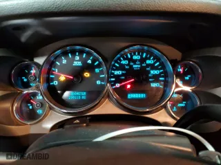 2008 Chevrolet Silverado 1500 LT w/1LT with VIN 3GCEK133X8G243480, listed as a Copart auction lot 85317584 with 299,113 mi miles and Clean Title. Bid and sale history available at carsss.com. Image 9.