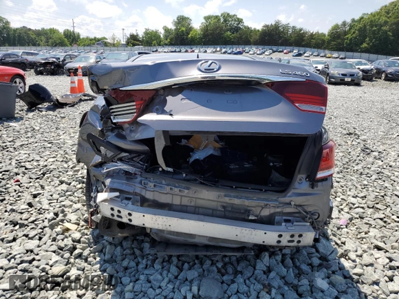 2013 Lexus LS 460 with VIN JTHBL5EF9D5113902, listed as a Copart auction lot 58020065 with 234,478 mi miles and Salvage title. Bid and sale history available at DreamBid. Image 6.