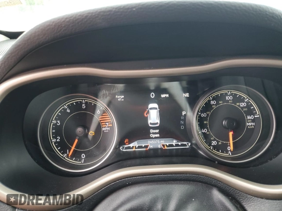 2017 Jeep Cherokee Limited z VIN 1C4PJLDB0HW580853, wystawiony jako Copart lot #57952305 z przebiegiem 245 375 mil mil oraz Szkoda całkowita • Salvage title. Historia ofert i sprzedaży dostępna na DreamBid. Obrazek 9.