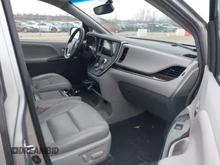 2017 Toyota Sienna XLE Auto Access Seat with VIN 5TDYZ3DC5HS876635, listed as a IAAI auction lot 41874863 with 89,292 mi miles and . Bid and sale history available at DreamBid. Image 5.