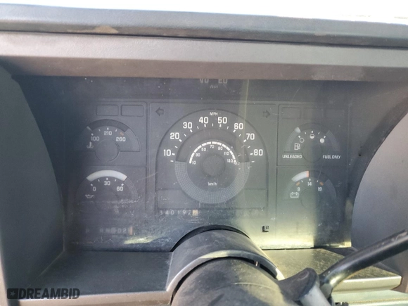 1989 Chevrolet C/K 1500 with VIN 1GCDC14K9KZ260812, listed as a Copart auction lot 47553475 with 340,196 mi miles and Salvage Title. Bid and sale history available at carsss.com. Image 9.