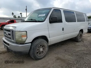2013 Ford Econoline Passenger XL z VIN 1FBSS3BLXDDA76761, wystawiony jako Copart lot #53128125 z przebiegiem Nie podano mil oraz Szkoda całkowita • Salvage title. Historia ofert i sprzedaży dostępna na DreamBid. Obrazek 1.