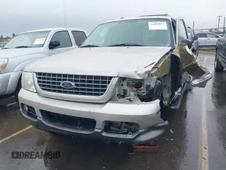 2005 Ford Explorer XLT z VIN 1FMZU63E65ZA28857, wystawiony jako IAAI lot #41803825 z przebiegiem 184 536 mil mil oraz . Historia ofert i sprzedaży dostępna na DreamBid. Obrazek 19.