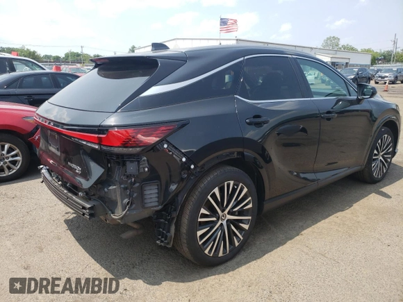 2024 Lexus RX 350h z VIN 2T2BBMCA3RC042028, wystawiony jako Copart lot #59934405 z przebiegiem 61 837 mil mil oraz Szkoda całkowita • Salvage title. Historia ofert i sprzedaży dostępna na DreamBid. Obrazek 3.