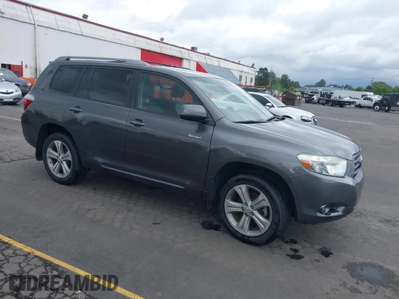 2008 Toyota Highlander Sport with VIN JTEES43A582068687, listed as a IAAI auction lot 42358242 with 137,099 mi miles and . Bid and sale history available at DreamBid. Image 1.