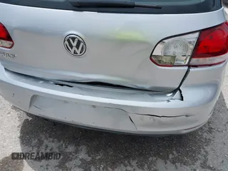 2013 Volkswagen Golf w/Conv & Sunroof с VIN WVWDB7AJ0DW138541, выставлен на аукционе IAAI как лот 42173133 с пробегом 44 910 миль миль и . История ставок и продаж доступна на DreamBid. Изображение 6.