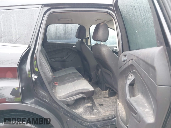 2014 Ford Escape SE with VIN 1FMCU0GX4EUE39511, listed as a IAAI auction lot 41477507 with 151,532 mi miles and . Bid and sale history available at DreamBid. Image 8.