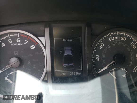 2020 Toyota Tacoma SR5 with VIN 3TMDZ5BN8LM090576, listed as a Copart auction lot 62217495 with 29,996 mi miles and Salvage title. Bid and sale history available at DreamBid. Image 9.