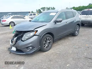 2015 Nissan Rogue SL z VIN 5N1AT2MV1FC923555, wystawiony jako IAAI lot #42280286 z przebiegiem 144 966 mil mil oraz . Historia ofert i sprzedaży dostępna na DreamBid. Obrazek 17.