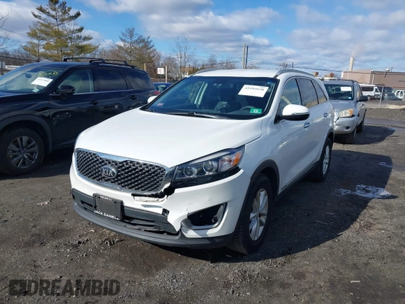 2018 Kia Sorento LX V6 with VIN 5XYPGDA50JG419263, listed as a IAAI auction lot 41592628 with 45,266 mi miles. Bid and sale history available at carsss.com. Image 6.