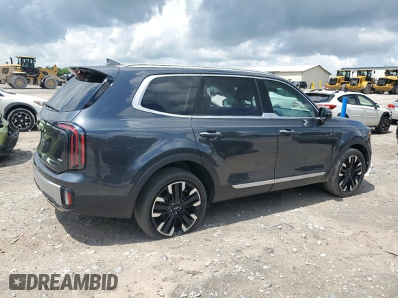 2023 Kia Telluride SX with VIN 5XYP5DGC2PG350290, listed as a Copart auction lot 55457495 with 45,330 mi miles and Salvage title. Bid and sale history available at DreamBid. Image 3.