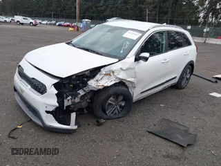 2022 Kia Niro LXS with VIN KNDCB3LC9N5549074, listed as a IAAI auction lot 41929347 with 128,044 mi miles. Bid and sale history available at carsss.com. Image 18.