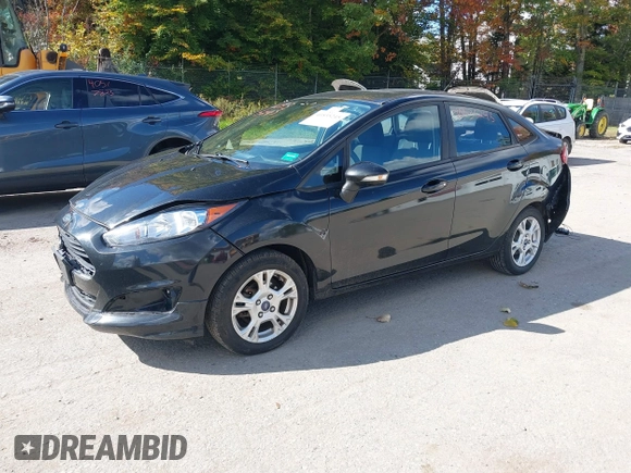 2015 Ford Fiesta SE with VIN 3FADP4BJXFM189438, listed as a IAAI auction lot 40535245 with 102,013 mi miles. Bid and sale history available at carsss.com. Image 2.