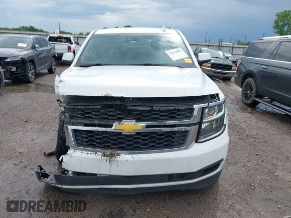 2018 Chevrolet Suburban LT z VIN 1GNSCHKC6JR109427, wystawiony jako IAAI lot #42131806 z przebiegiem 147 049 mil mil oraz . Historia ofert i sprzedaży dostępna na DreamBid. Obrazek 13.