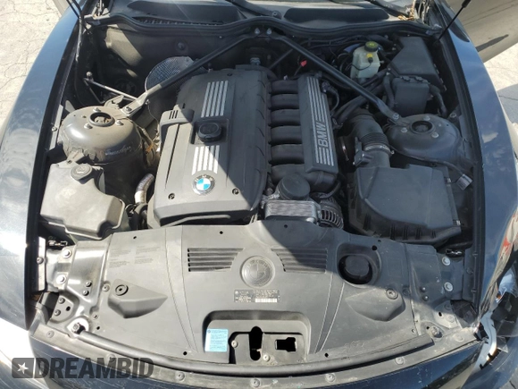 2007 BMW Z4 3.0i с VIN 4USBU33547LW70935, выставлен на аукционе Copart как лот 57492265 с пробегом 85 440 миль миль и Списание • Salvage title. История ставок и продаж доступна на DreamBid. Изображение 11.