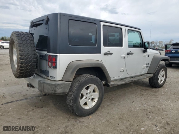 2008 Jeep Wrangler Unlimited X with VIN 1J4GA39138L546823, listed as a Copart auction lot 51698665 with 268,652 mi miles and Salvage Title. Bid and sale history available at carsss.com. Image 3.