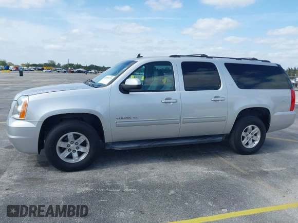 2014 GMC Yukon XL SLT with VIN 1GKS1KE04ER239326, listed as a IAAI auction lot 42095373 with 96,123 mi miles. Bid and sale history available at carsss.com. Image 14.