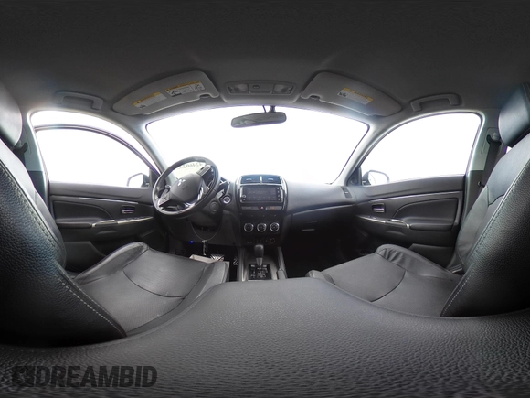 2018 Mitsubishi Outlander SEL z VIN JA4AP4AW4JU018385, wystawiony jako IAAI lot #42460235 z przebiegiem 83 910 mil mil oraz . Historia ofert i sprzedaży dostępna na DreamBid. Obrazek 18.