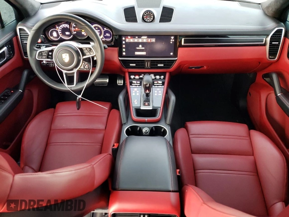 2023 Porsche Cayenne GTS z VIN WP1AG2AY9PDA18420, wystawiony jako Copart lot #81271624 z przebiegiem 19 002 mil mil oraz Szkoda całkowita • Salvage title. Historia ofert i sprzedaży dostępna na DreamBid. Obrazek 8.