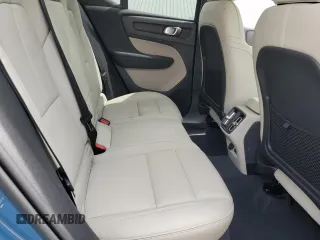 2023 Volvo XC40 Ultimate Dark Theme z VIN YV4L12UX6P2087430, wystawiony jako Copart lot #62543495 z przebiegiem 1 960 mil mil oraz Szkoda całkowita • Salvage title. Historia ofert i sprzedaży dostępna na DreamBid. Obrazek 11.