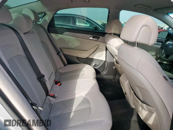 2015 Hyundai Sonata SE z VIN 5NPE24AF2FH191149, wystawiony jako Copart lot #56921245 z przebiegiem 210 177 mil mil oraz Szkoda całkowita • Salvage title. Historia ofert i sprzedaży dostępna na DreamBid. Obrazek 10.